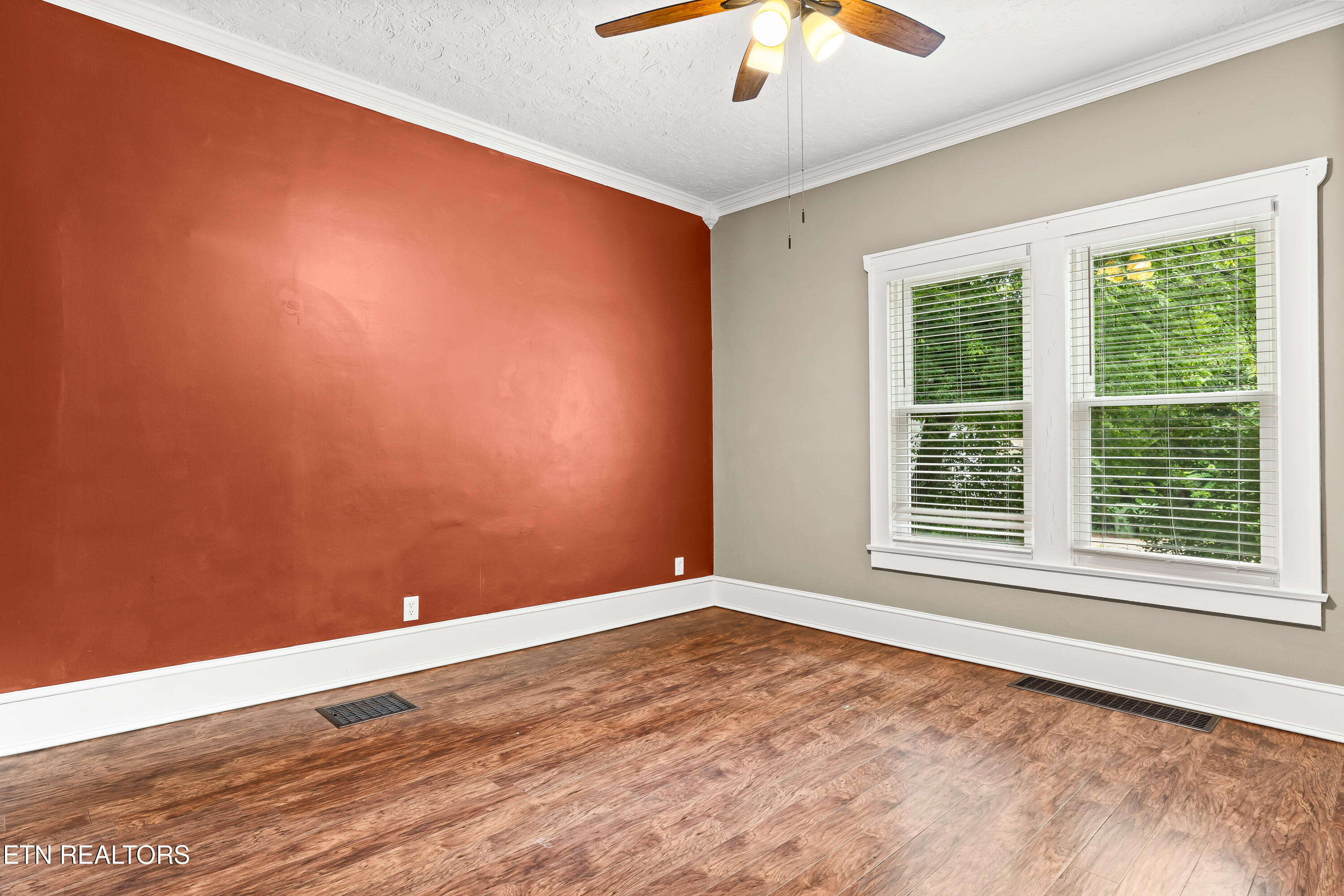 1014 Sevierville Road Maryville, TN 37804 - Photo 22 of 52 1014SeviervilleRd-12