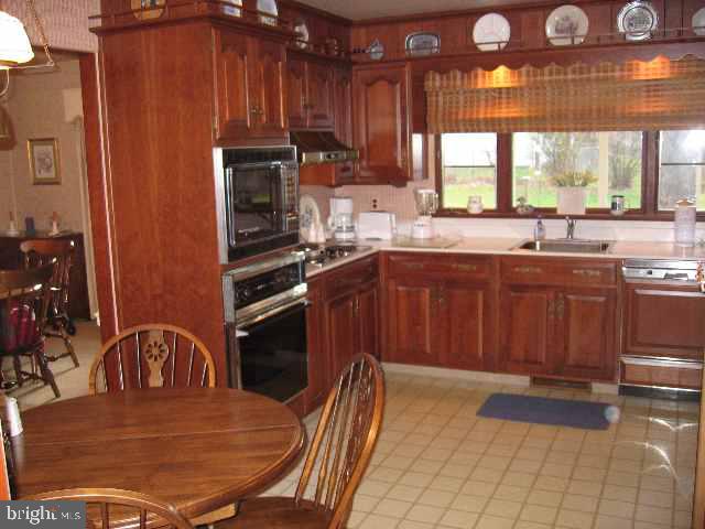 1548 Fishburn Road Hershey, PA 17033 - Photo 3 of 6 Gallery Image 3