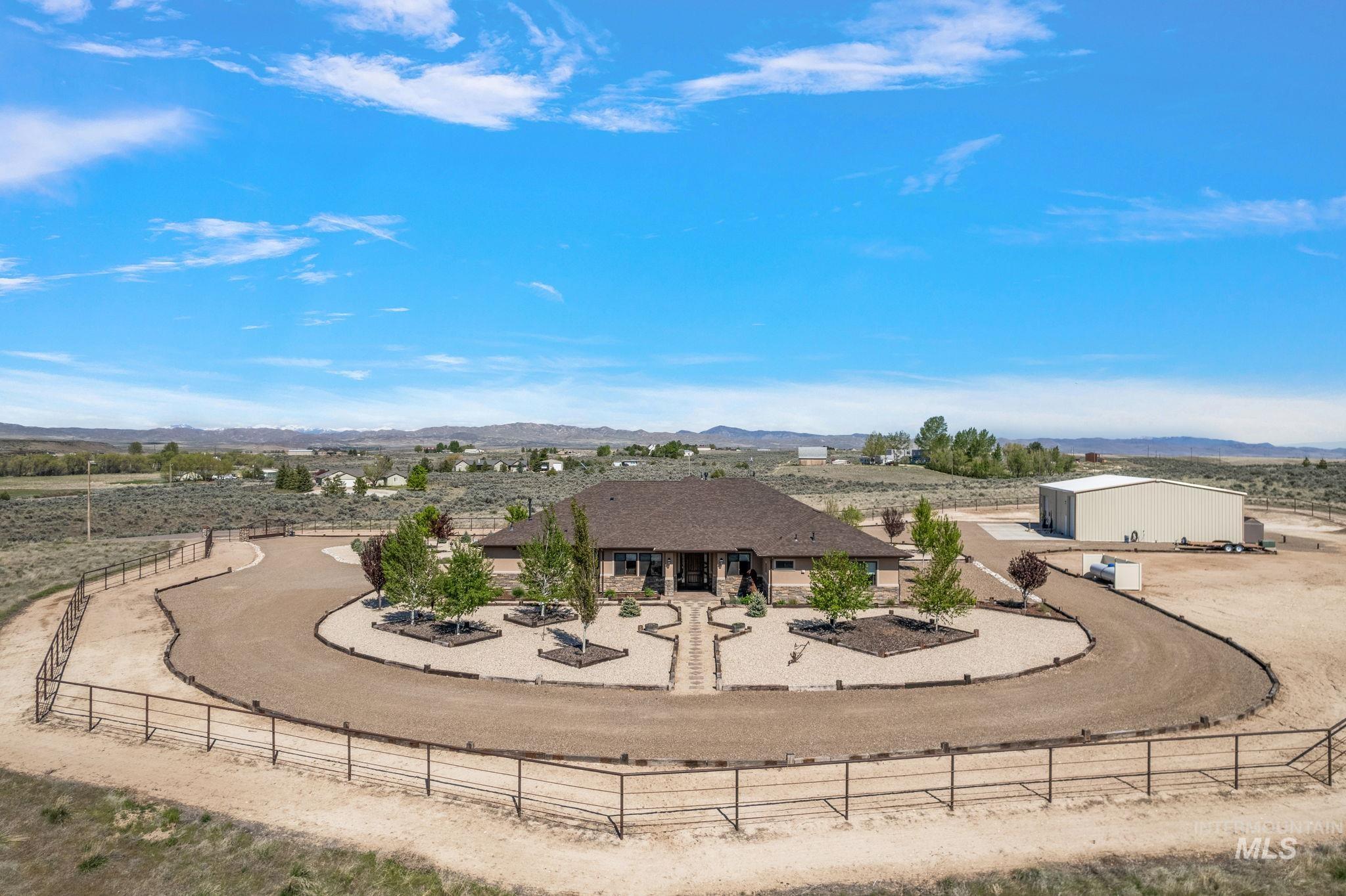 25 South Regina Road Boise, ID 83716 - Photo 2 of 46