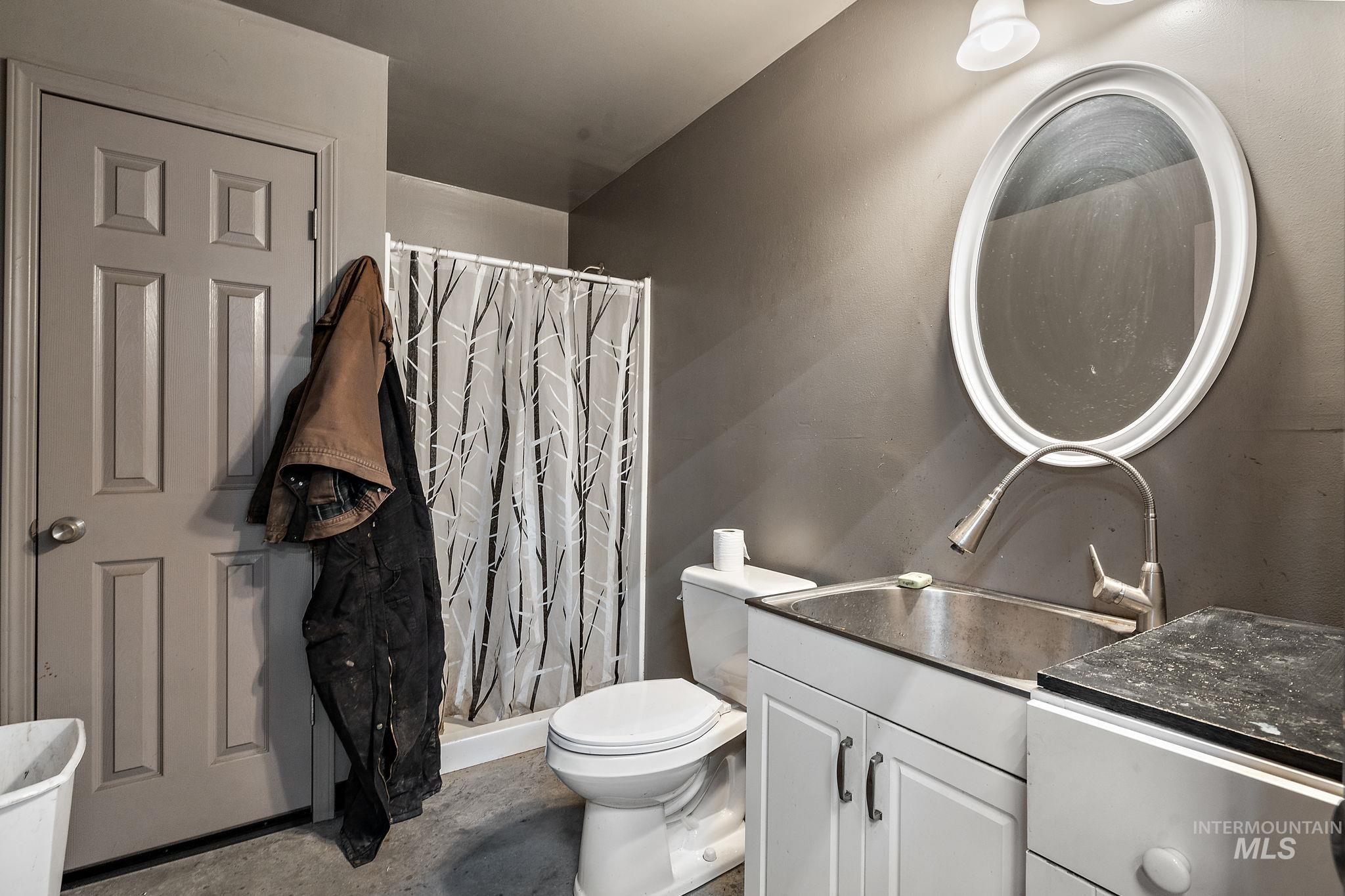 25 South Regina Road Boise, ID 83716 - Photo 34 of 46