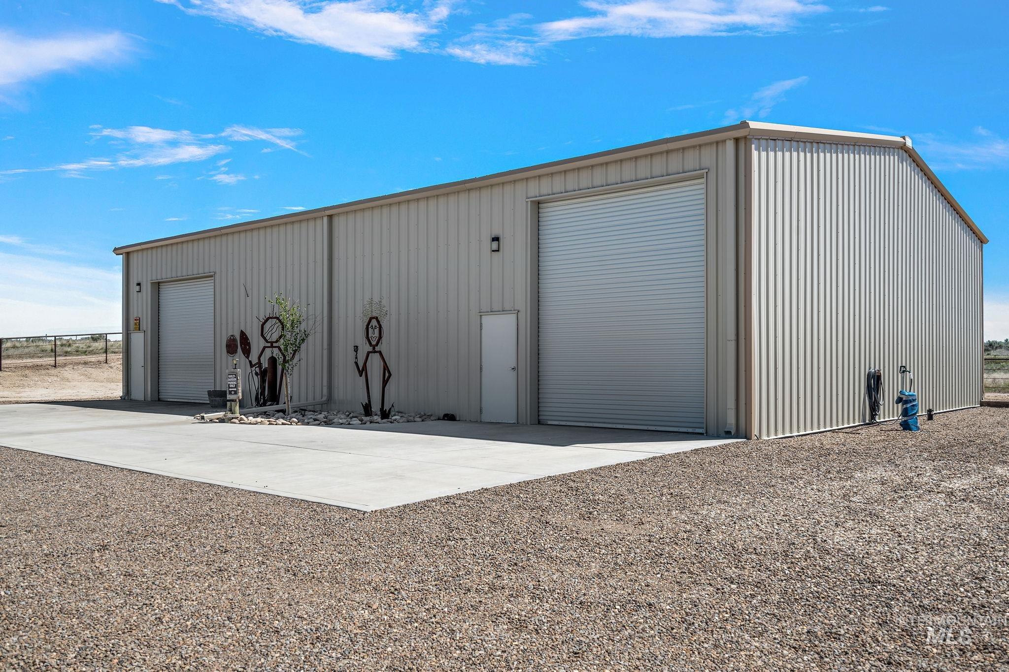 25 South Regina Road Boise, ID 83716 - Photo 4 of 46