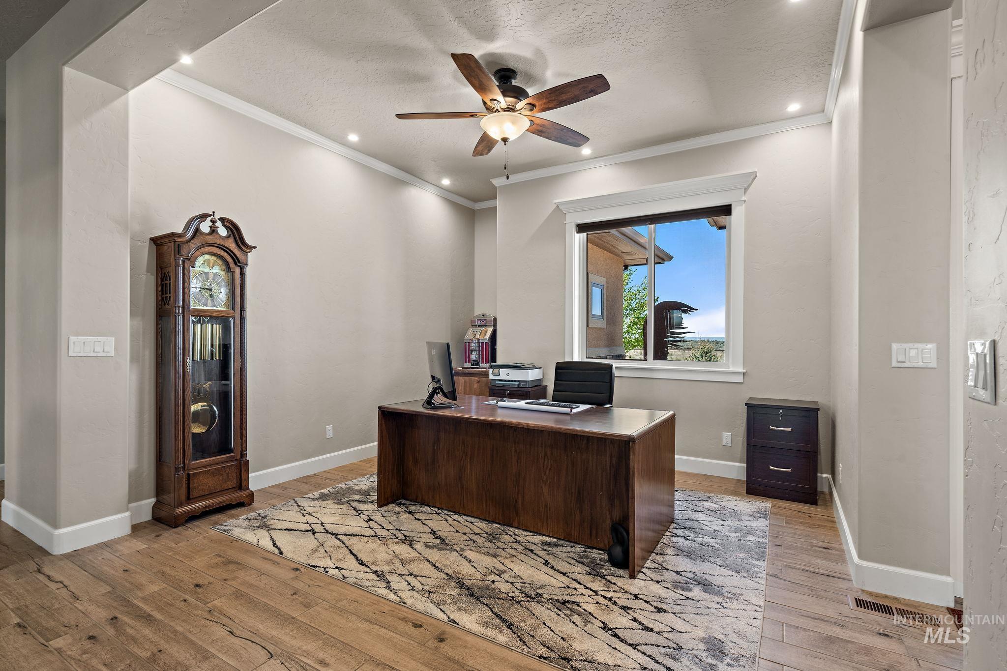 25 South Regina Road Boise, ID 83716 - Photo 9 of 46