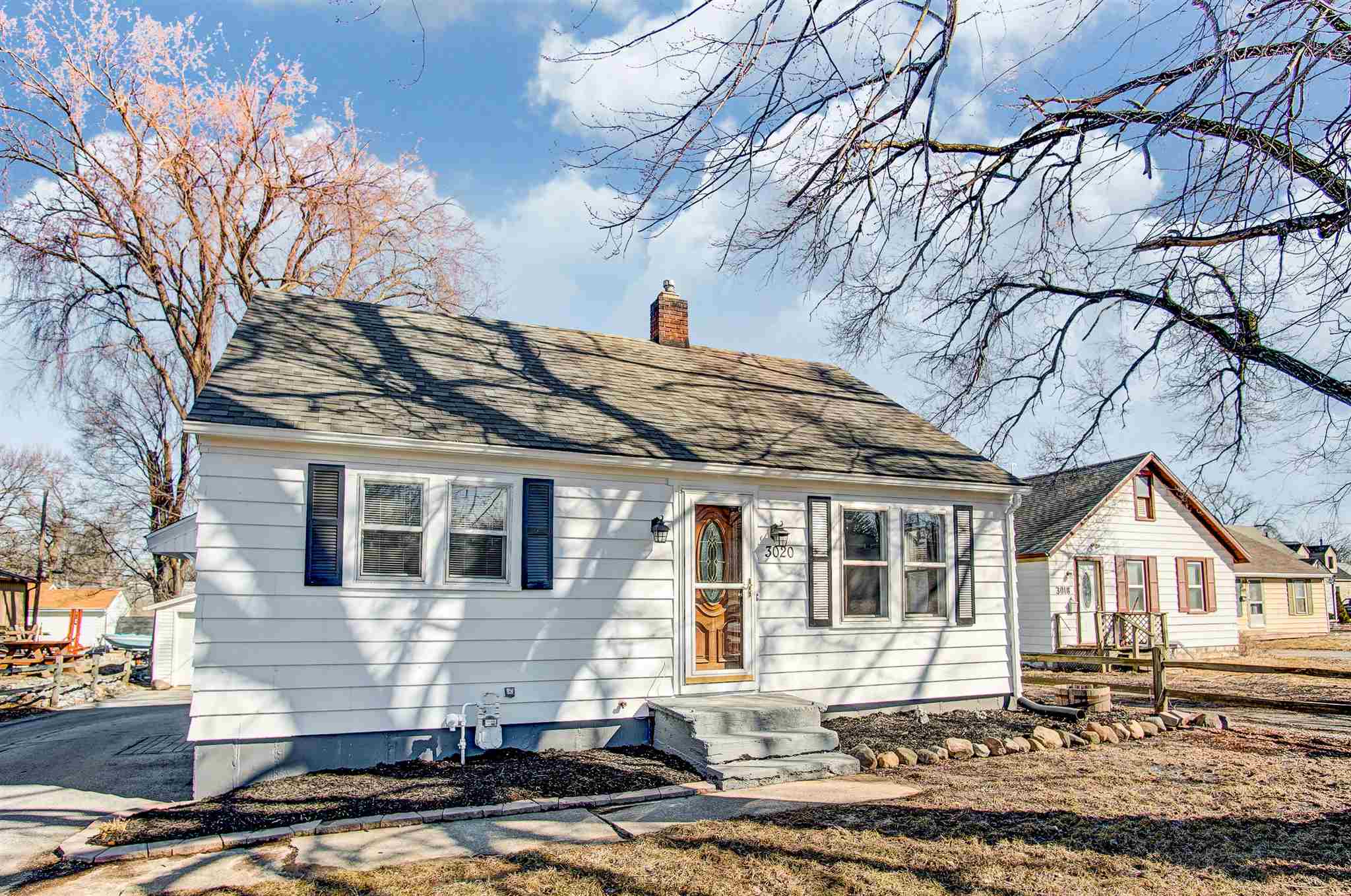 3020 Lower Huntington Road Fort Wayne, IN 46809 - Photo 3 of 22