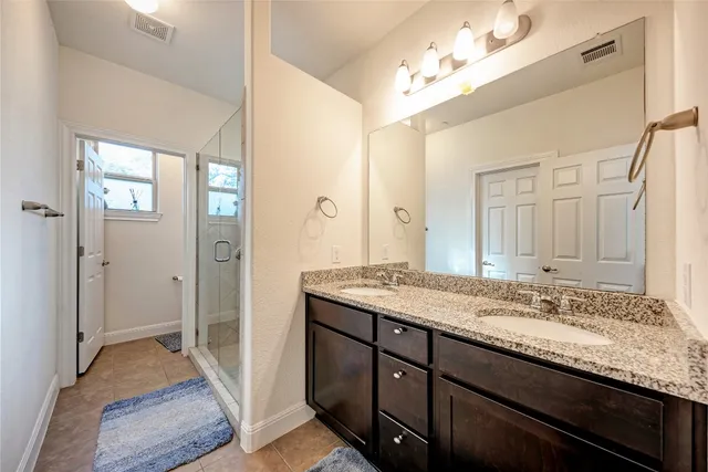 $2,100 | 3240 East Whitestone Boulevard, Unit 44, Cedar Park, TX 78613