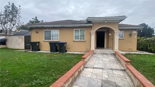 $3,200 | 917 South Pacific Avenue, Santa Ana, CA 92703