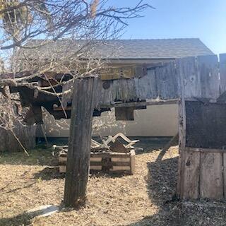 1012 Alphonse Street Santa Barbara, CA 93103 - Photo 11 of 12 Back yard