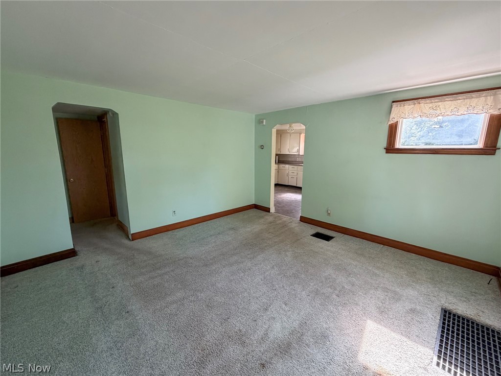 4453 Herner County Line Road Southington, OH 44470 - Photo 11 of 24