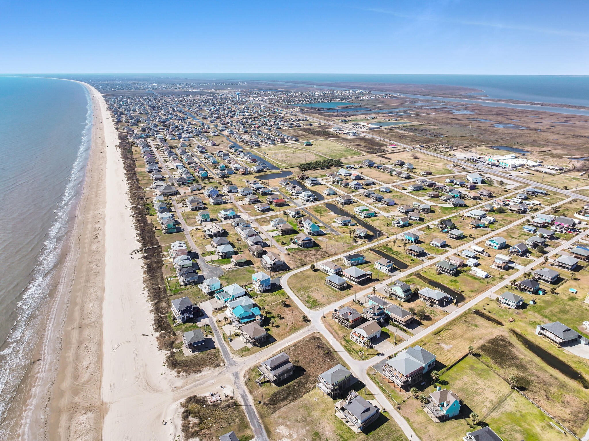 2383 Sandpiper Crystal Beach, TX 77650 - Photo 42 of 48 a view of an ocean