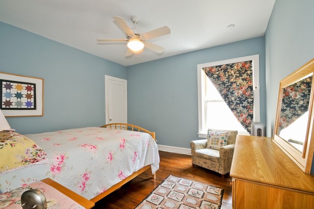 906 Dempster Street, Unit 2E Evanston, IL 60202 - Photo 7 of 8
