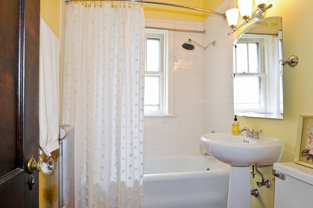 906 Dempster Street, Unit 2E Evanston, IL 60202 - Photo 8 of 8
