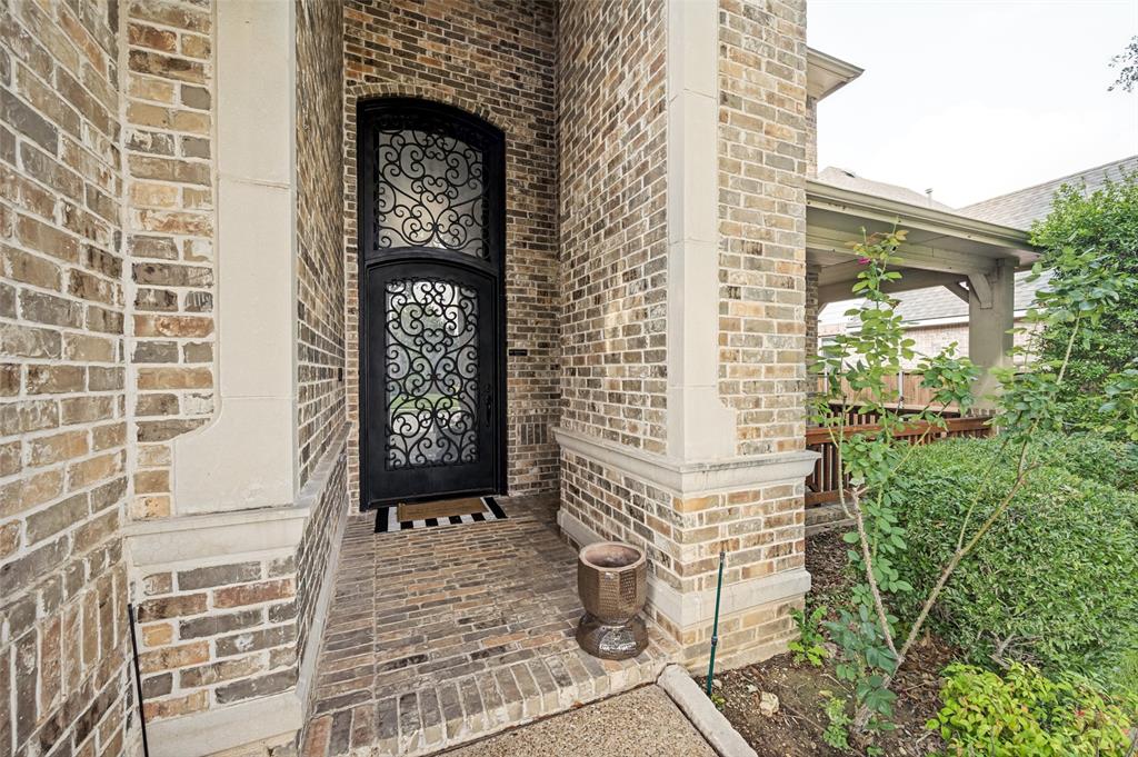 1700 Coyote Ridge Carrollton, TX 75010 - Photo 3 of 35
