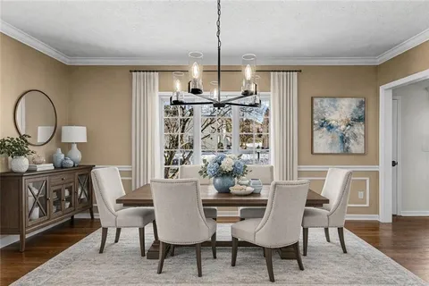 $600,000 | 112 Field Club Circle, McKees Rocks, PA 15136