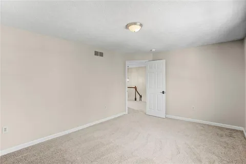 $600,000 | 112 Field Club Circle, McKees Rocks, PA 15136