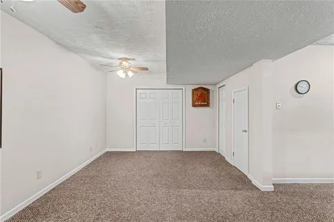 $600,000 | 112 Field Club Circle, McKees Rocks, PA 15136