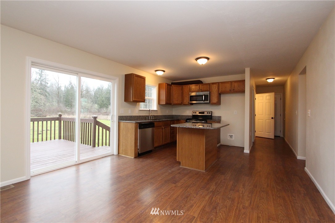 379-12 Collins Road Toledo, WA 98591 - Photo 7 of 22