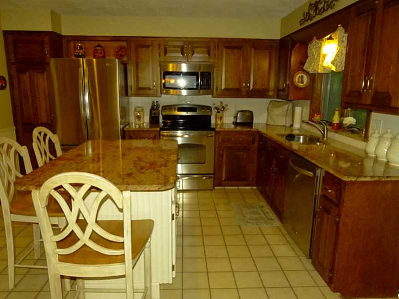 91 Bramble Bush Road Coventry, RI 02816 - Photo 8 of 25 Kitchen.