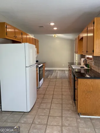 $2,000 | 102 Driftwood Court, Kingsland, GA 31548