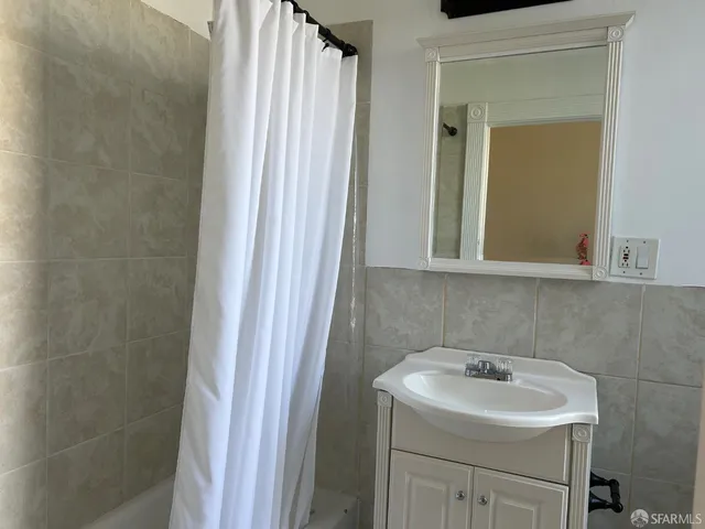 $1,059,000 | 106-108 Sadowa Street, San Francisco, CA 94112