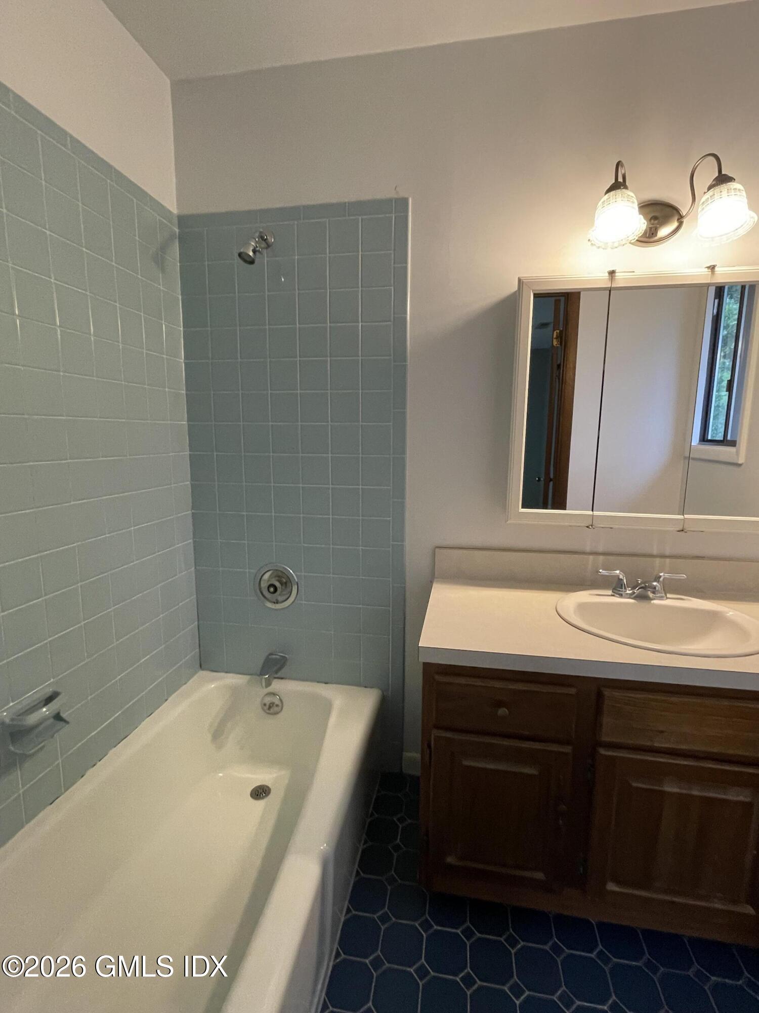 21 Windsor Lane Cos Cob, CT 06807 - Photo 13 of 24 Hall bath