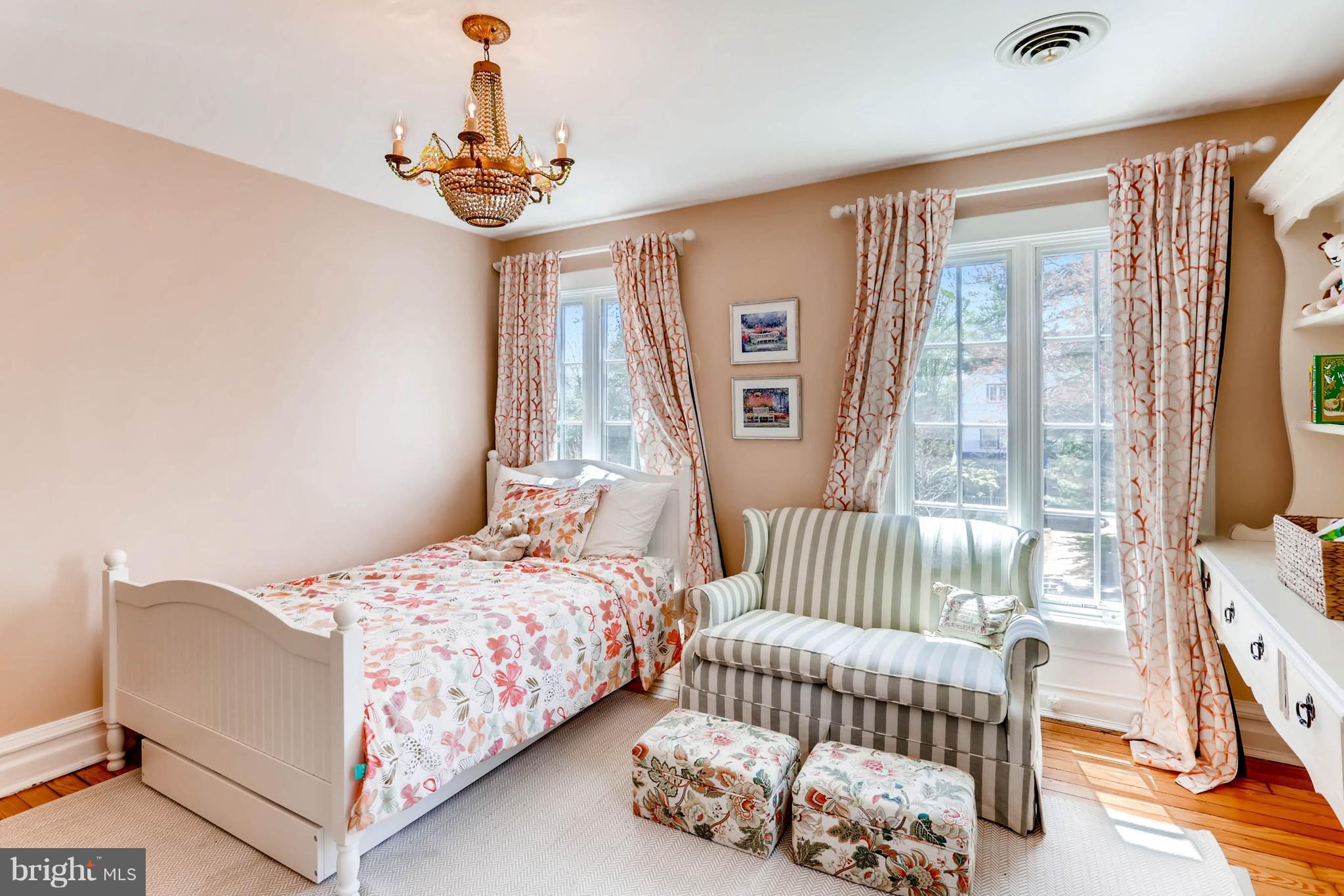 207 Oakdale Road Baltimore, MD 21210 - Photo 22 of 30 a bedroom with a bed and a window