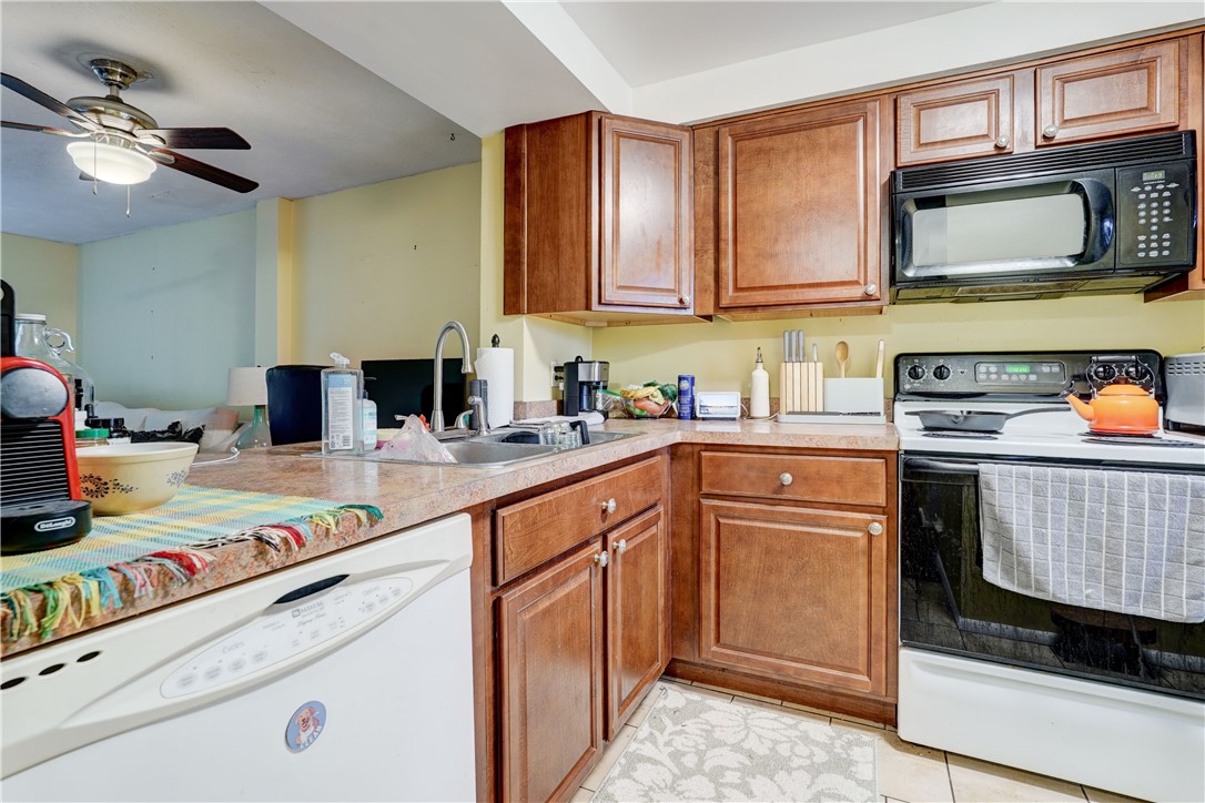 111 Willingate Road Perinton, NY 14450 - Photo 11 of 32