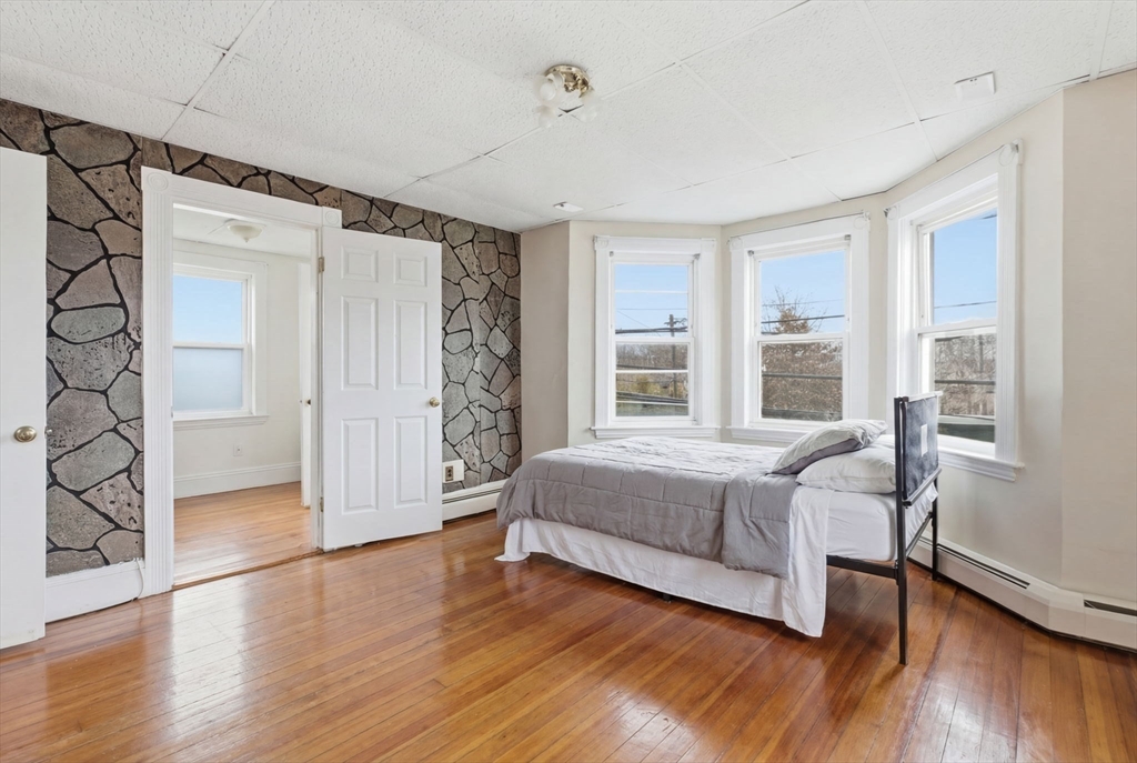 7 Nichols Avenue Watertown, MA 02472 - Photo 18 of 38