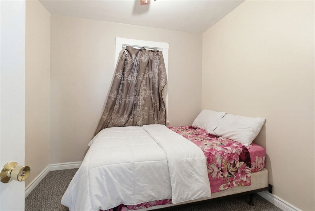 7 Nichols Avenue Watertown, MA 02472 - Photo 20 of 38