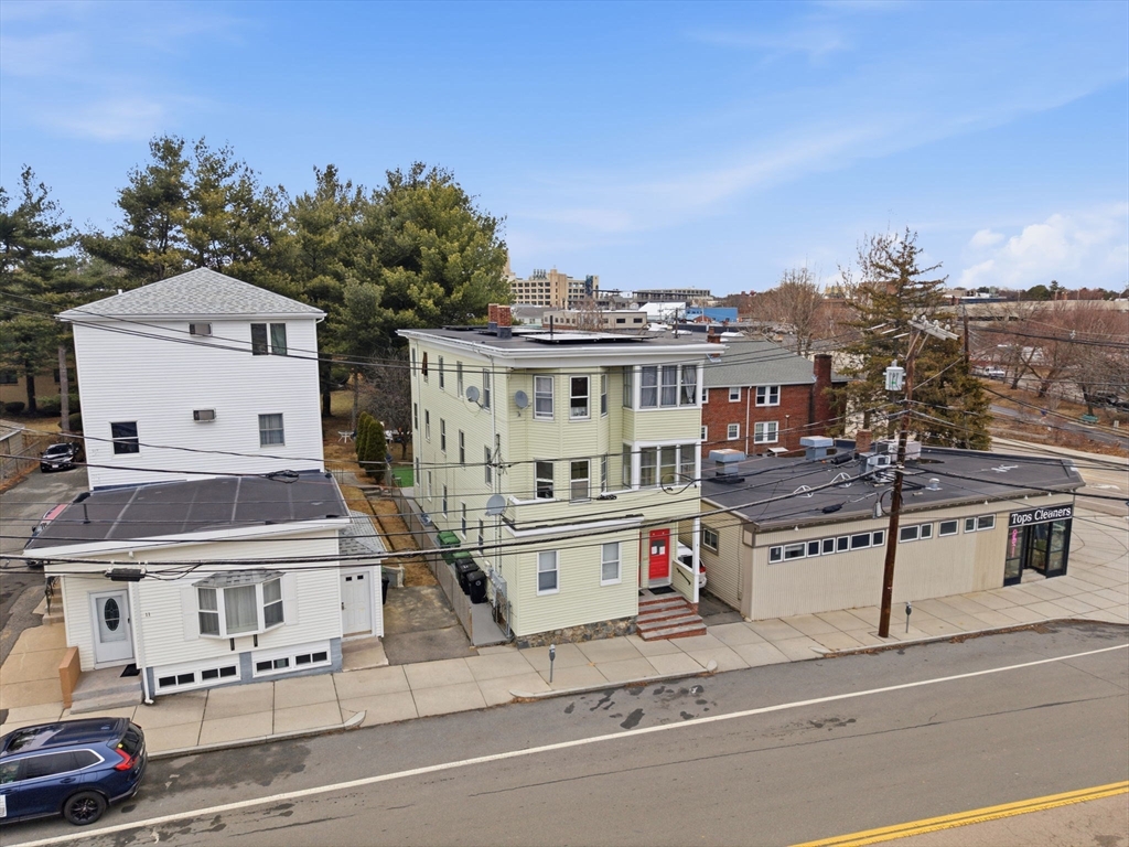 7 Nichols Avenue Watertown, MA 02472 - Photo 2 of 38