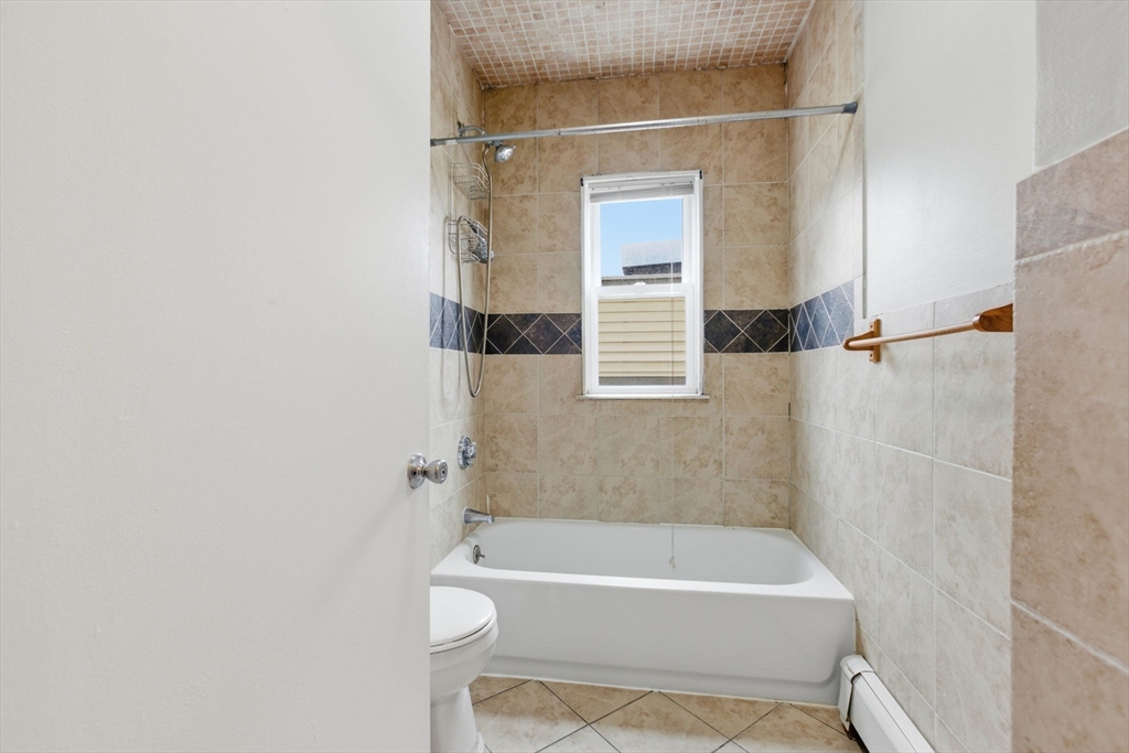 7 Nichols Avenue Watertown, MA 02472 - Photo 6 of 38