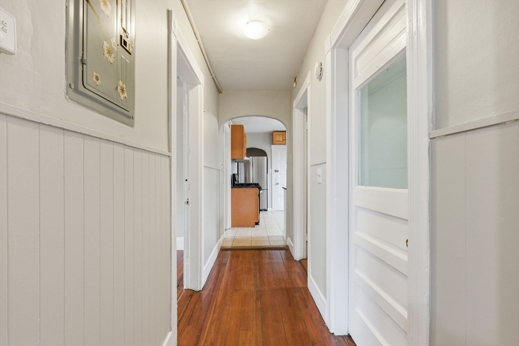 7 Nichols Avenue Watertown, MA 02472 - Photo 7 of 38