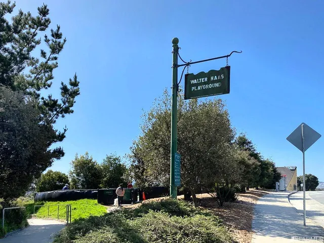 $699,000 | 5330 Diamond Heights Boulevard, Unit J301, San Francisco, CA 94131