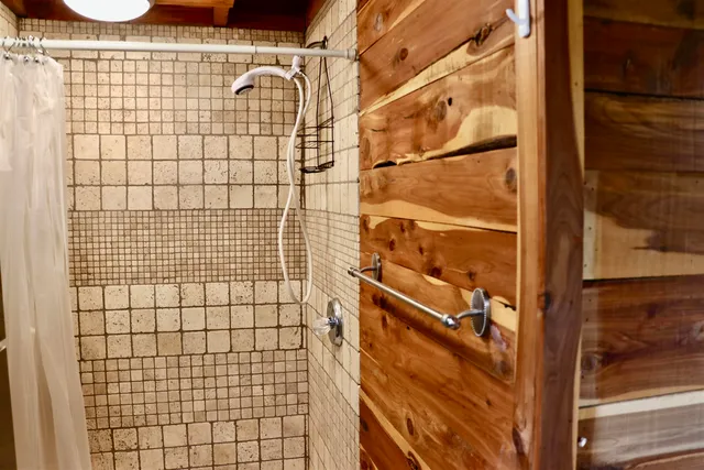 $425,000 | 362 North Gretna Green Drive, Munford, TN 38058