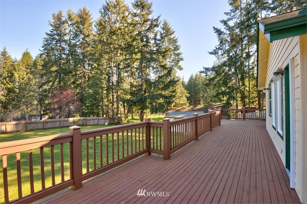 11125 Ridge Rim Trail Southeast Port Orchard, WA 98367 - Photo 4 of 25 Gallery Image 4
