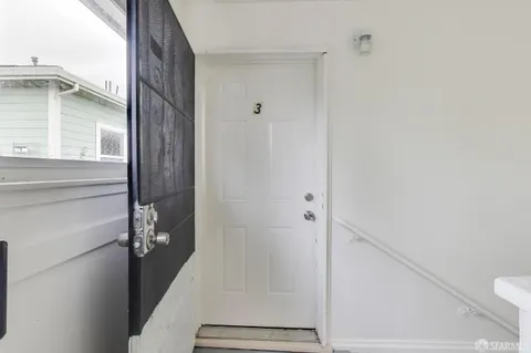 $995,000 | 9847 A Street, Oakland, CA 94603