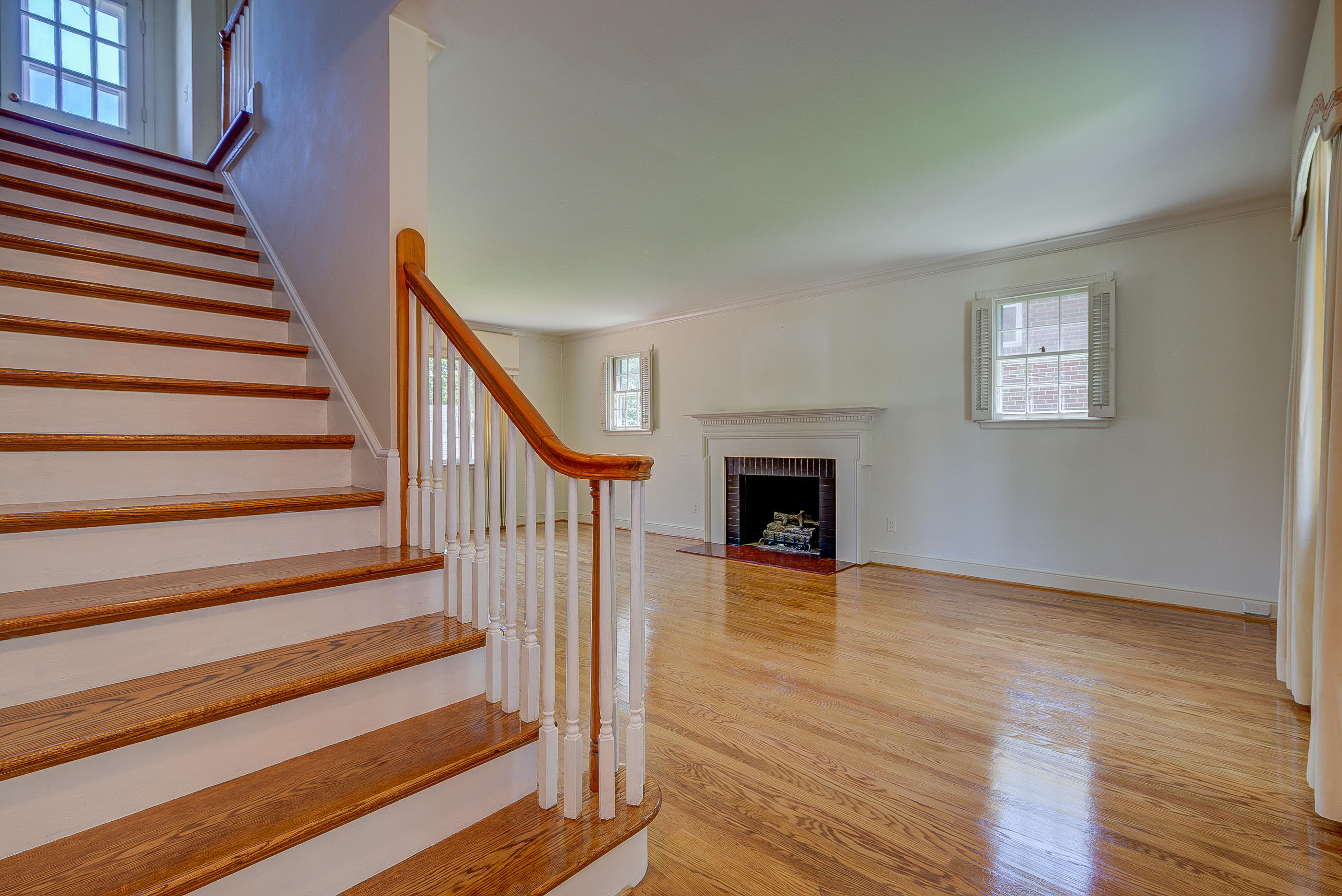 1856 Blenheim Road Southwest Roanoke, VA 24015 - Photo 14 of 28 94