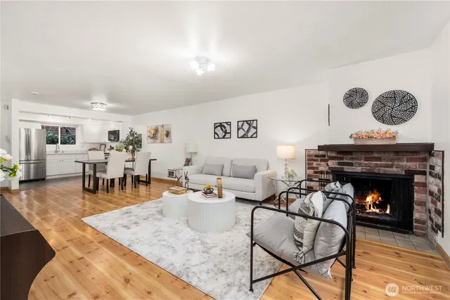 $620,000 | 1733 157th Avenue Northeast, Unit E102, Bellevue, WA 98008