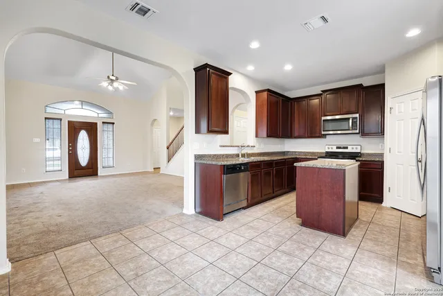 $1,850 | 10410 Weser Lane, Helotes, TX 78023