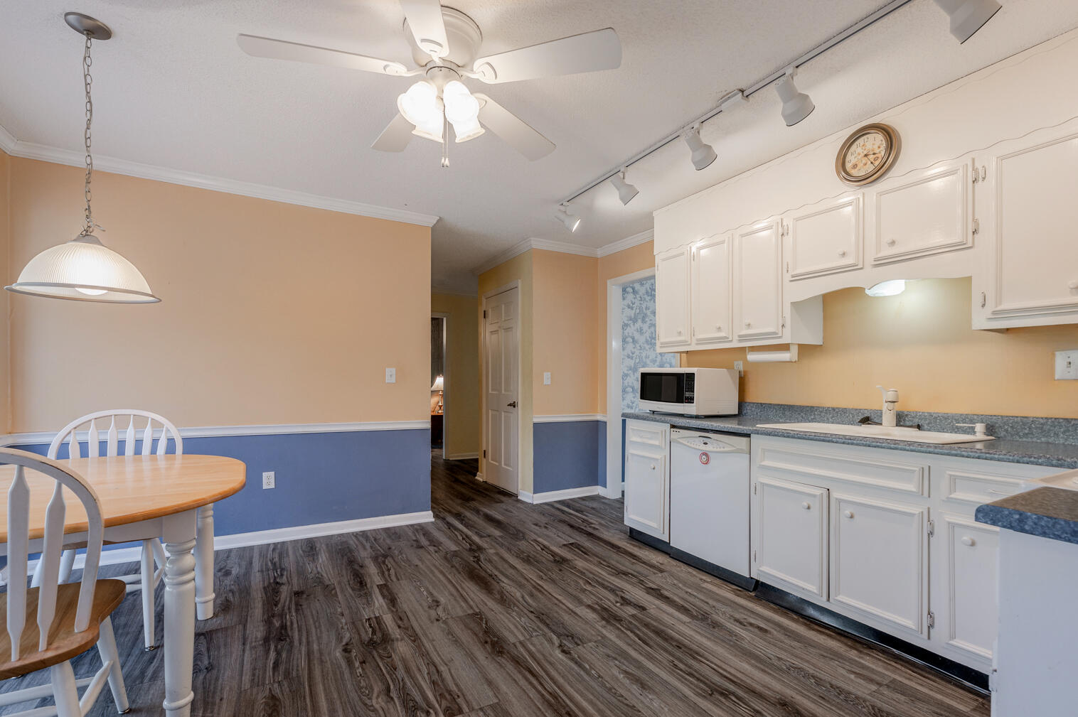 1350 Chapman Road Ringgold, GA 30736 - Photo 17 of 48 Kitchen