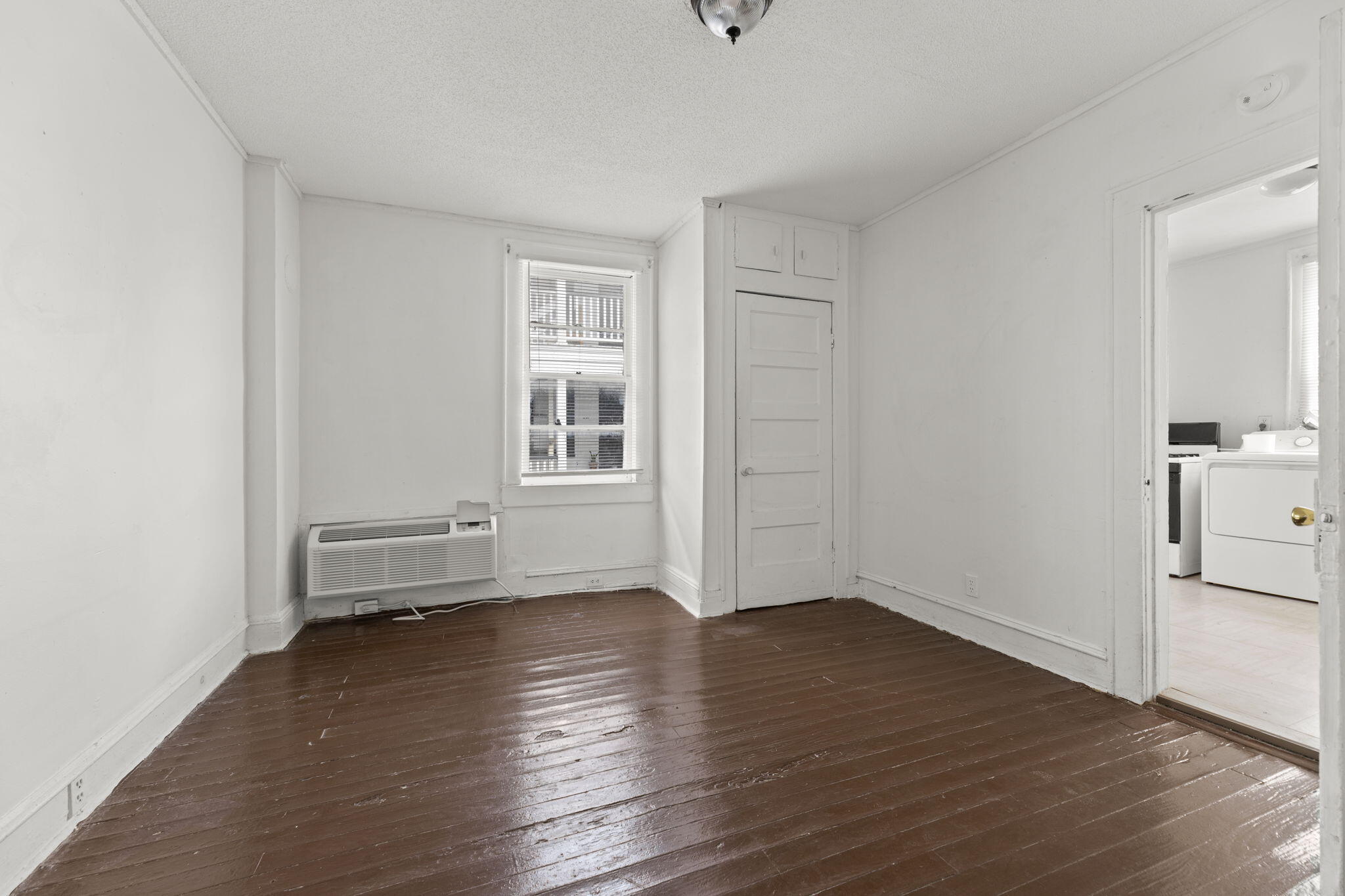 138 Line Street, Unit G Charleston, SC 29403 - Photo 6 of 9 4-web-or-mls-CPRO7515