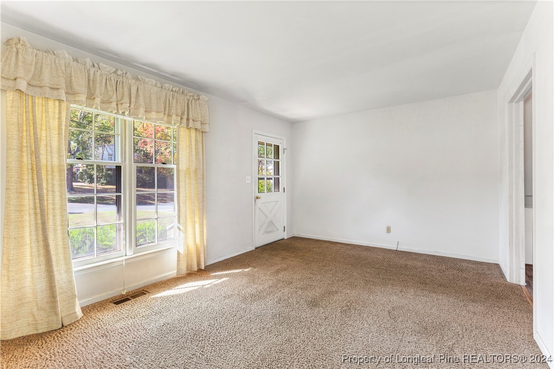 5440 Hampton Road Fayetteville, NC 28311 - Photo 8 of 36 Gallery Image 8