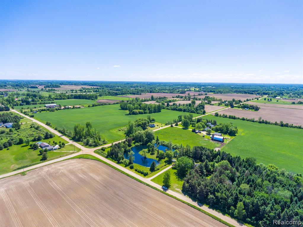 2450 Koylette Road Marlette, MI 48453 - Photo 19 of 29
