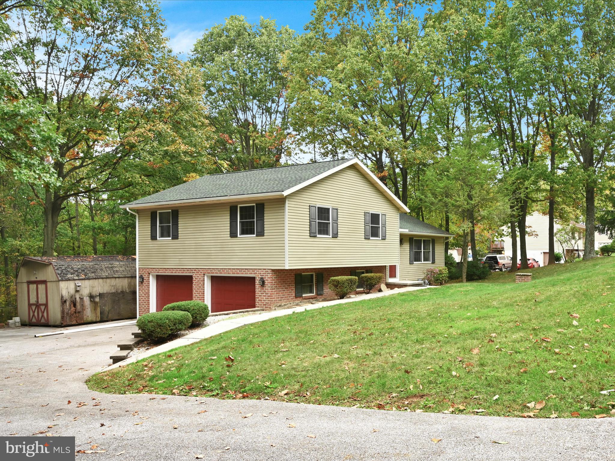 2038 Ridge Road Glenville, PA 17329 - Photo 5 of 36 Front