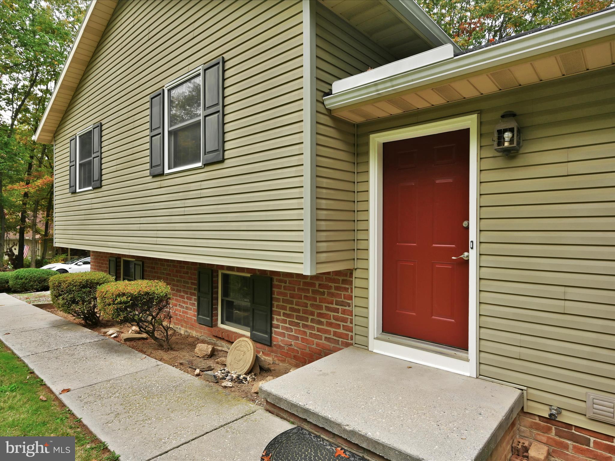 2038 Ridge Road Glenville, PA 17329 - Photo 7 of 36 Front