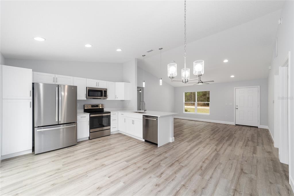6832 Southwest 153rd Pl Road Ocala, FL 34473 - Photo 12 of 31 Gallery Image 12