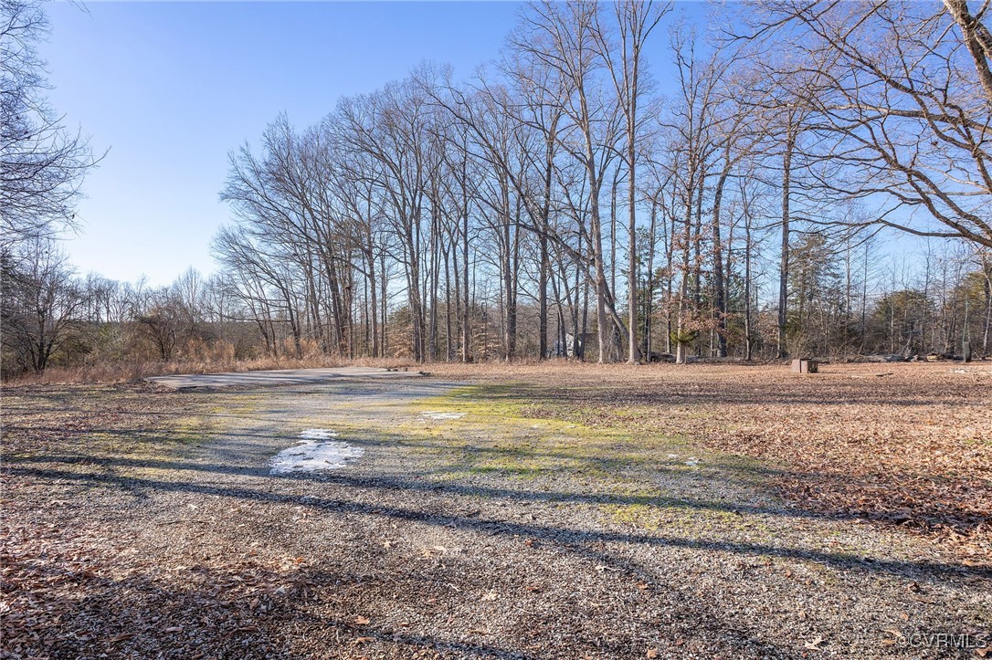 2335 Mountain View Road Powhatan, VA 23139 - Photo 36 of 40 Gallery Image 36