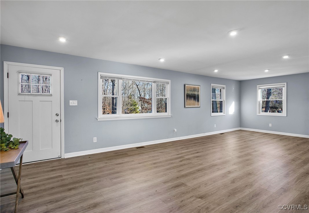 2335 Mountain View Road Powhatan, VA 23139 - Photo 5 of 40 Gallery Image 5