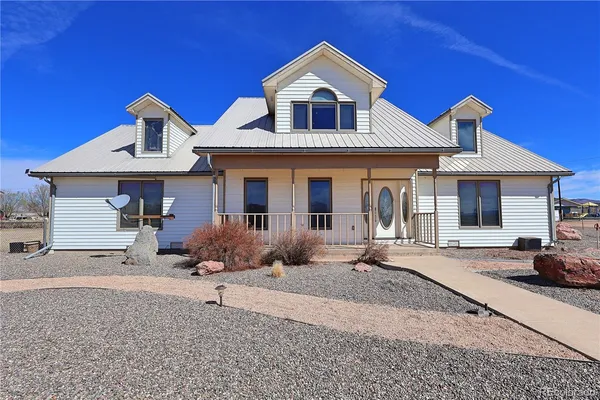 $392,000 | 604 9th Street, Blanca, CO 81123