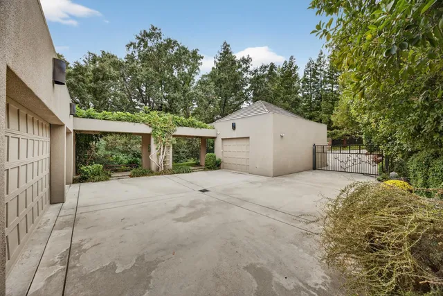 $2,000,000 | 4257 Winding Woods Way, Fair Oaks, CA 95628