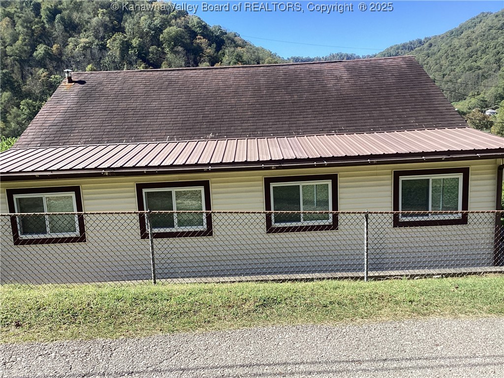 574 Churchill Road Seth, WV 25181 - Photo 1 of 30 Gallery Image 1