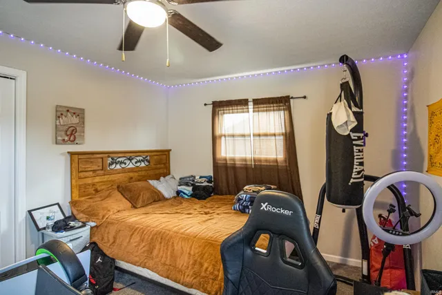 $164,900 | 810 Elm Boulevard, Winchester, IN 47394